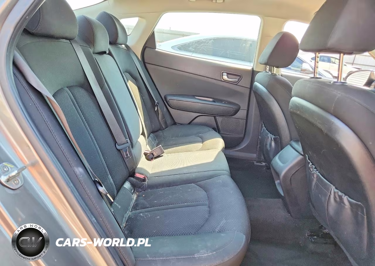 2018 Kia Optima Lx VIN:5XXGT4L39JG229067 - 9