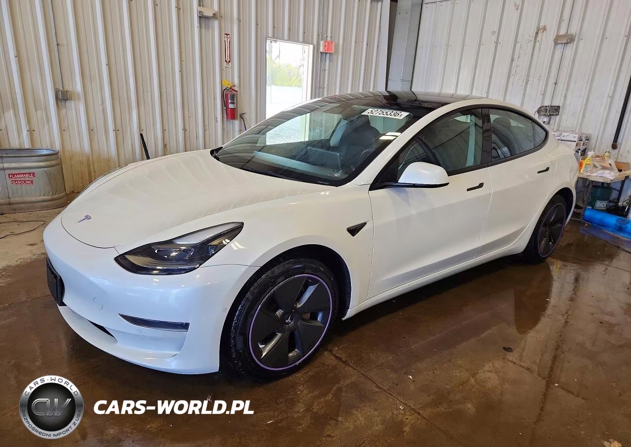 2022 Tesla Model 3