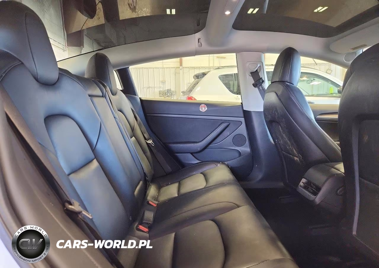 2022 Tesla Model 3 VIN:5YJ3E1EA8NF111748 - 10