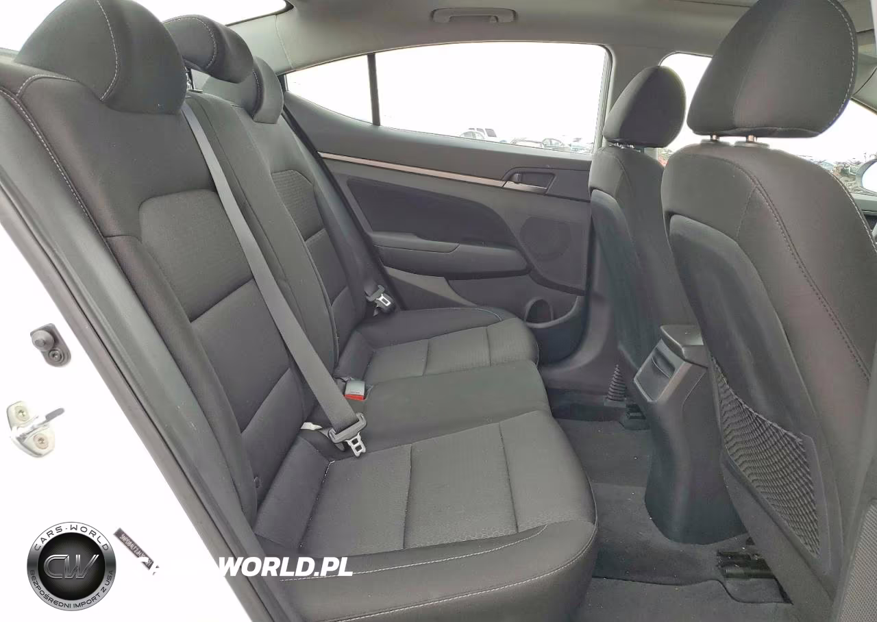 2018 Hyundai Elantra Sel VIN:5NPD84LF2JH300421 - 10