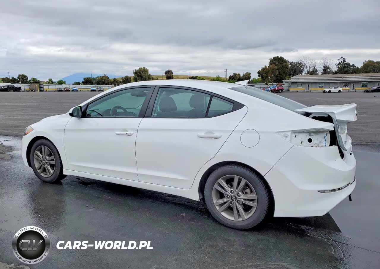 2018 Hyundai Elantra Sel VIN:5NPD84LF2JH300421 - 2