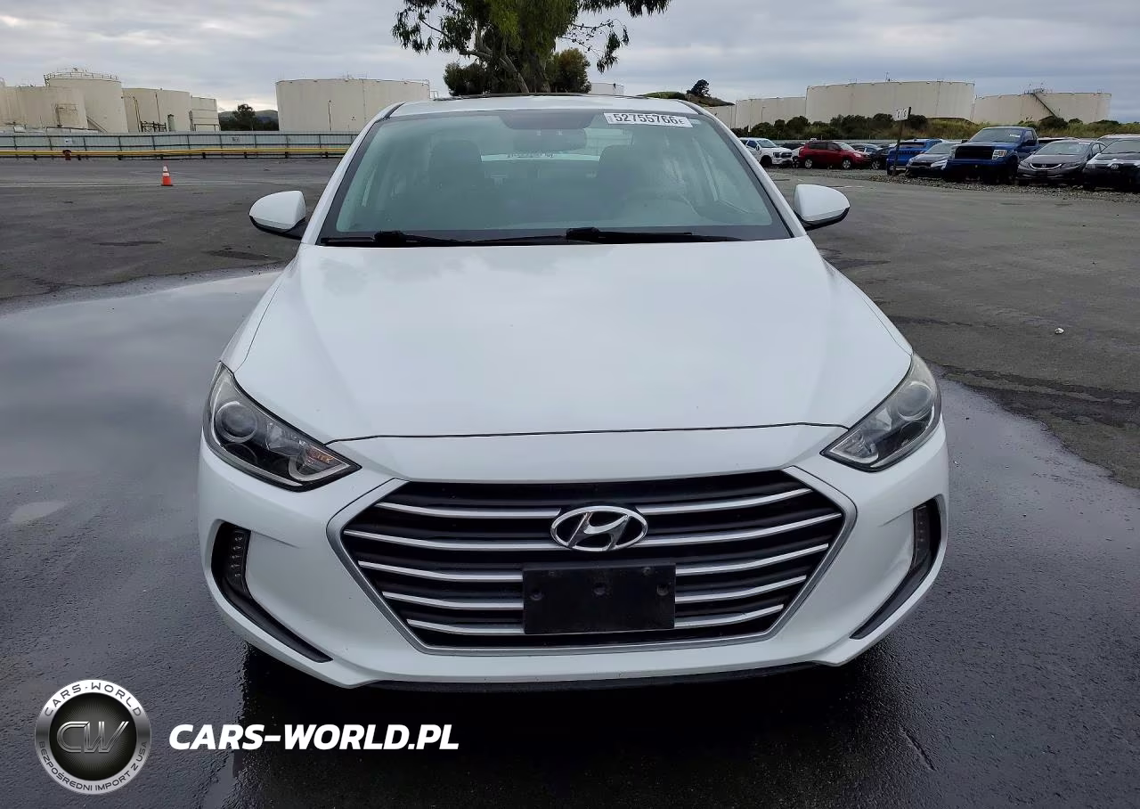 2018 Hyundai Elantra Sel VIN:5NPD84LF2JH300421 - 5