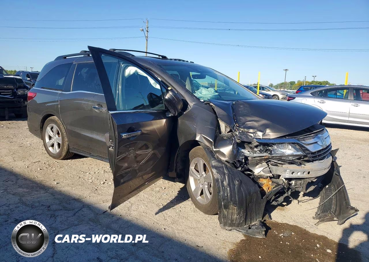 2018 Honda Odyssey Exl VIN:5FNRL6H70JB065324 - 4