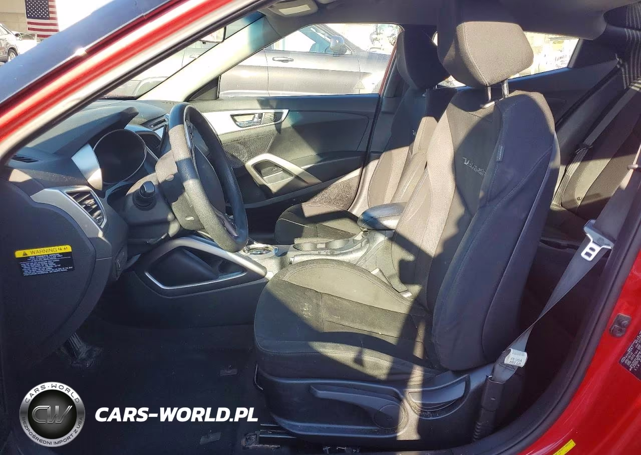 2016 Hyundai Veloster Base VIN:KMHTC6AD7GU258863 - 7