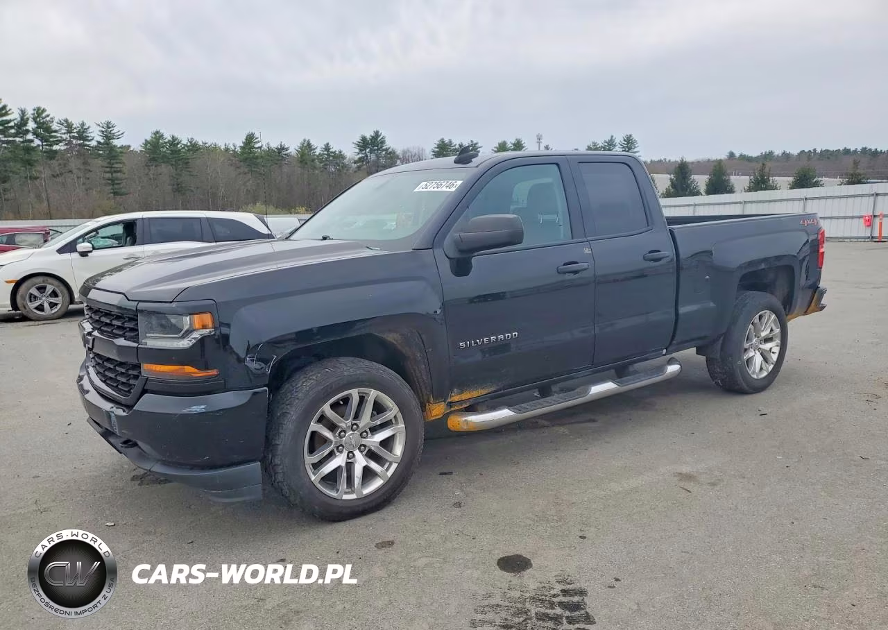 2018 Chevrolet Silverado 1500 Custom