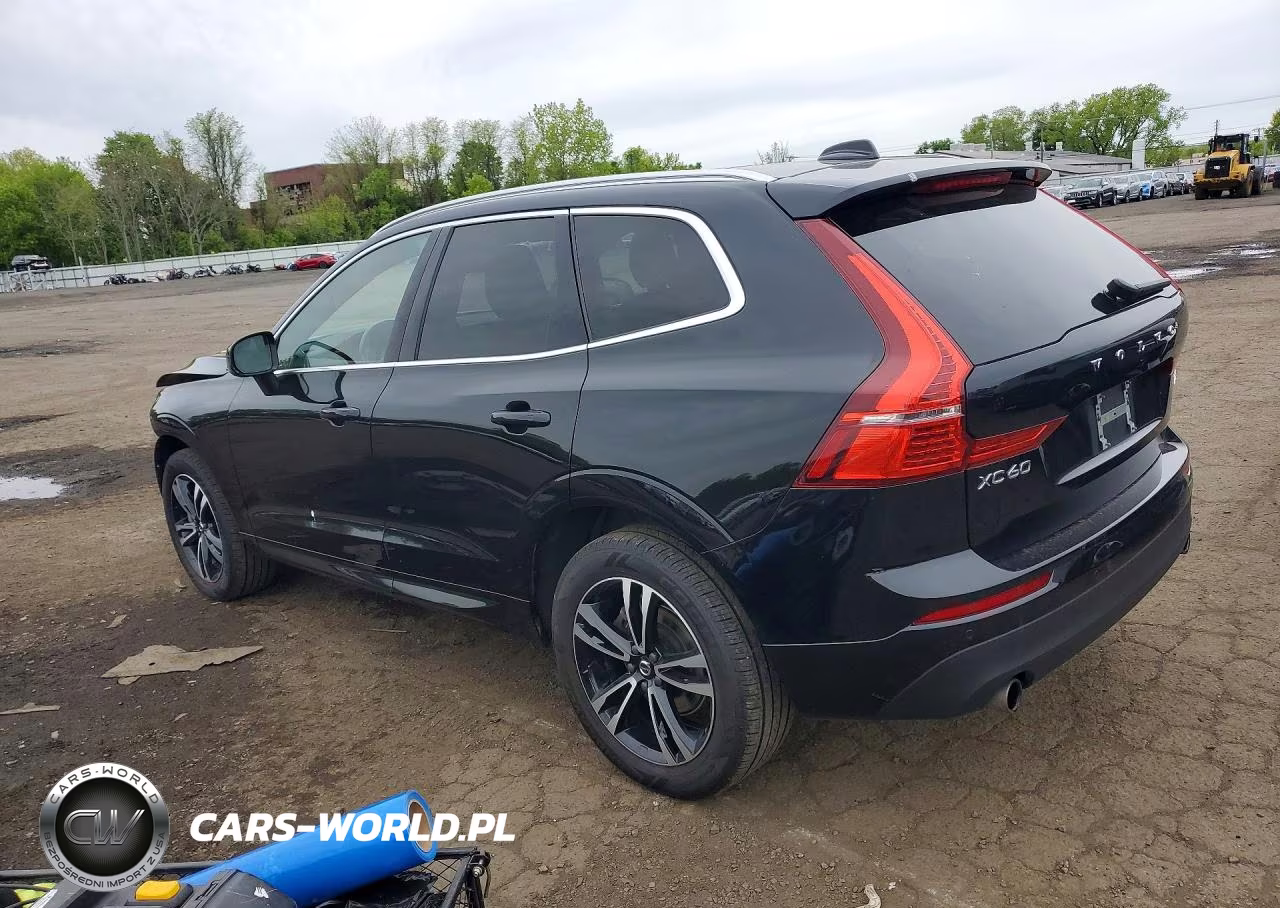 2021 Volvo Xc60 T5 Momentum VIN:YV4102RK6M1845744 - 2