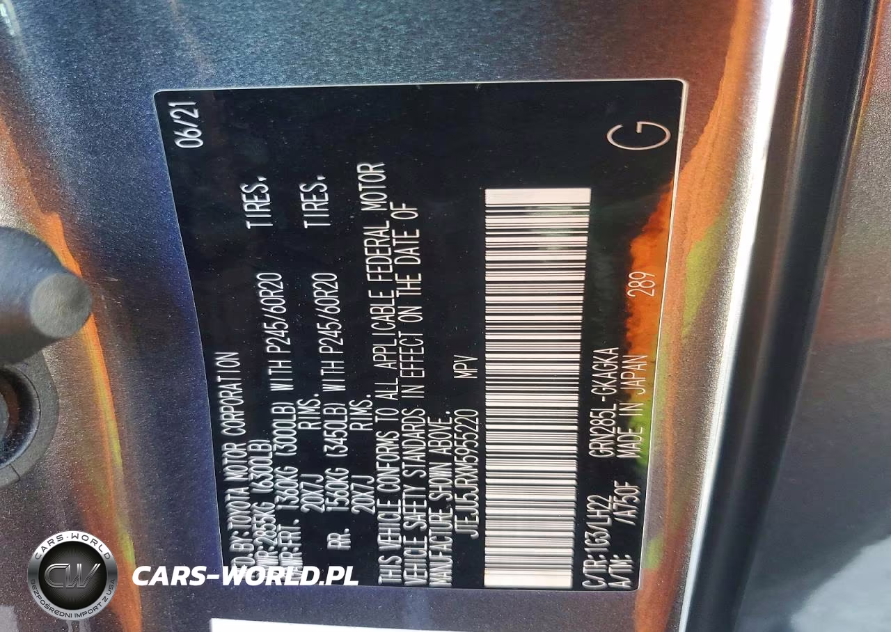 2021 Toyota 4Runner Nightshade Edition VIN:JTEJU5JRXM5955220 - 13