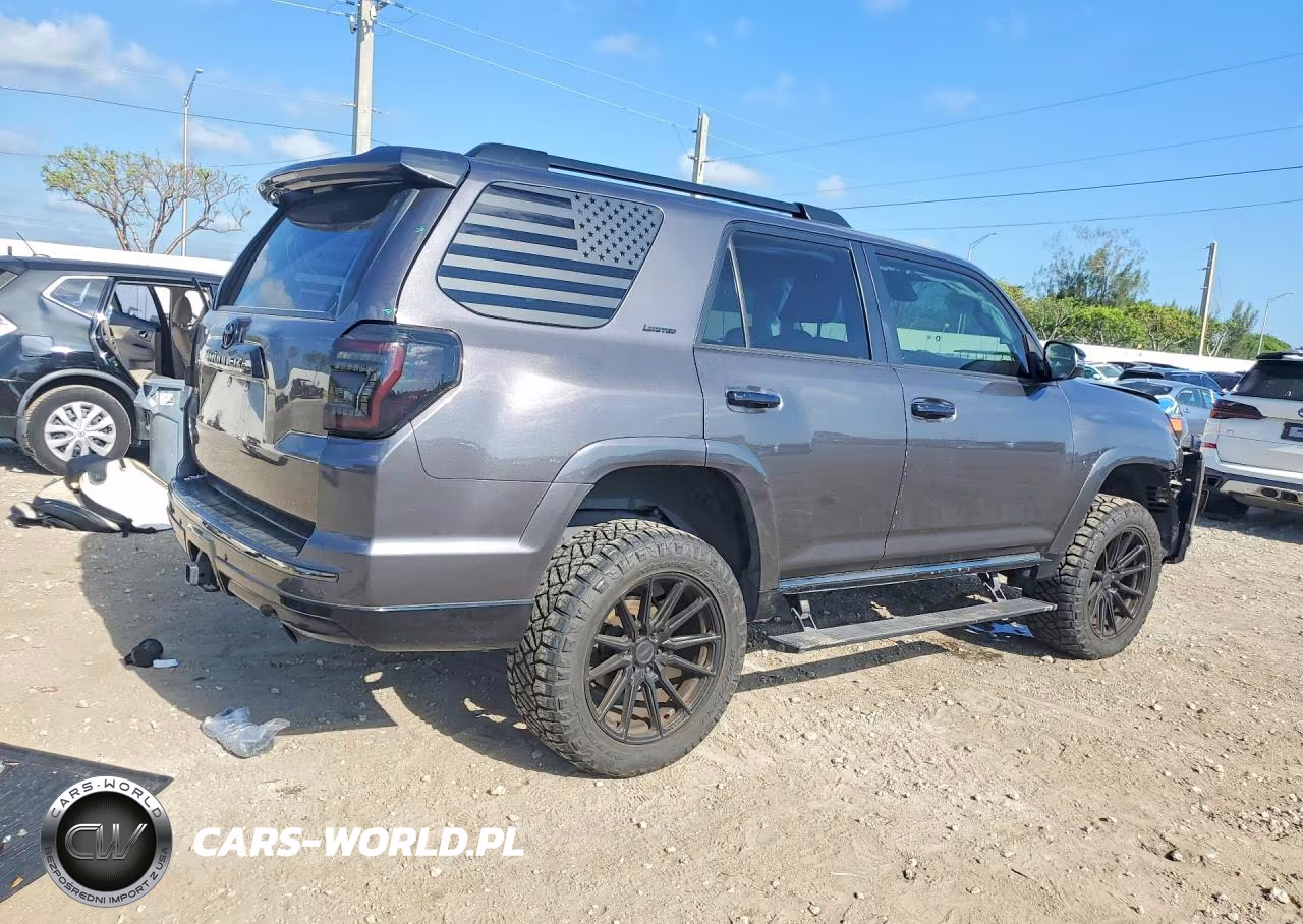 2021 Toyota 4Runner Nightshade Edition VIN:JTEJU5JRXM5955220 - 3