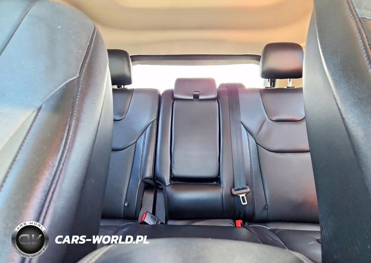 2018 Ford Edge Titanium VIN:2FMPK3K97JBB19603 - 10
