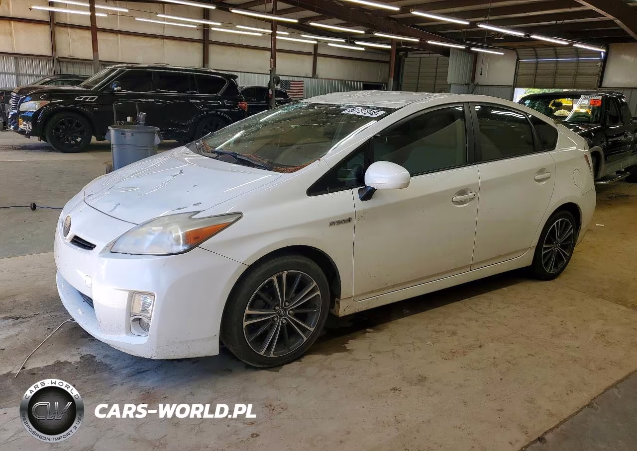 2011 Toyota Prius Two – zdjęcie 1 z 12