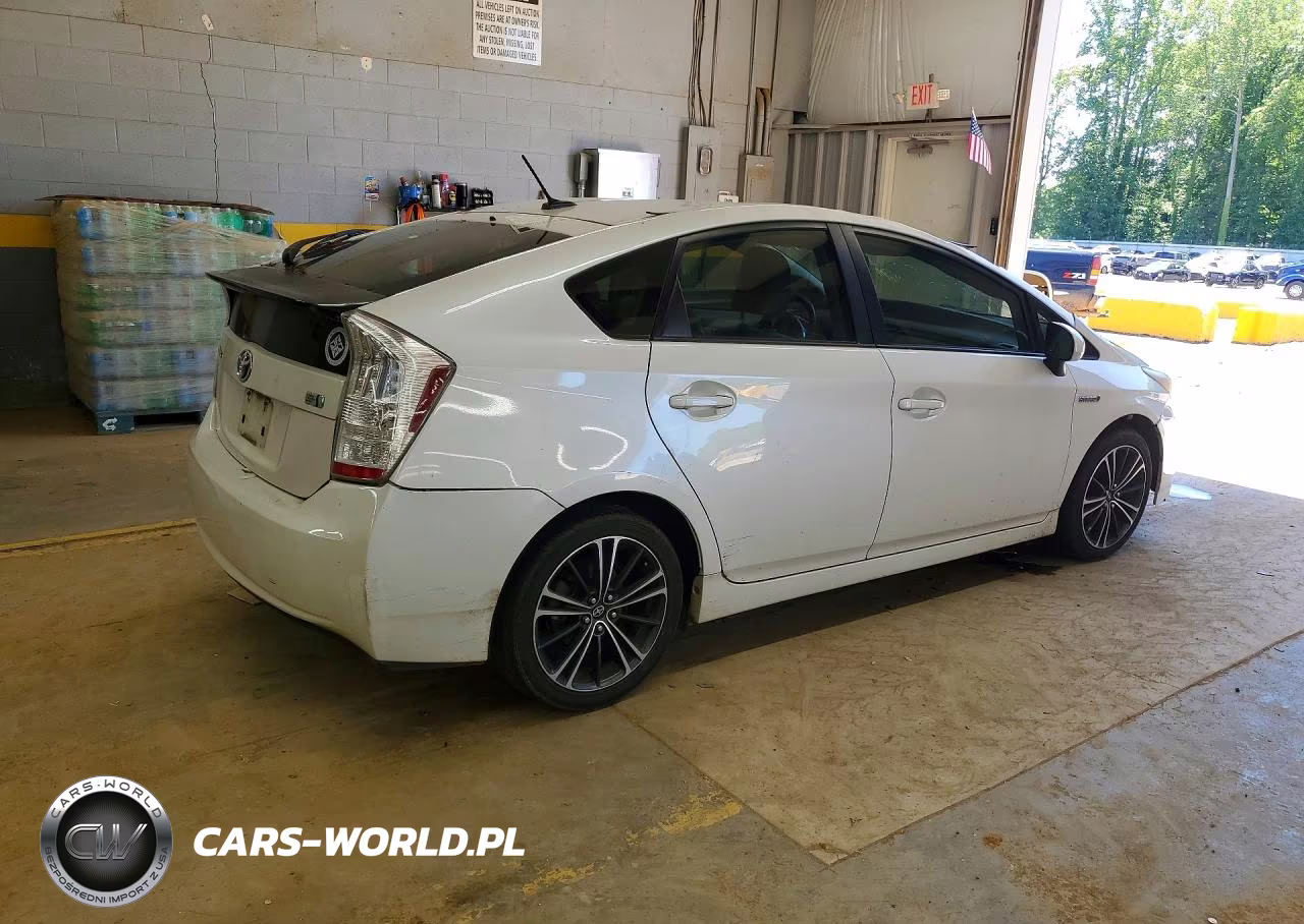 2011 Toyota Prius Two VIN:JTDKN3DU9B5342559 - 3