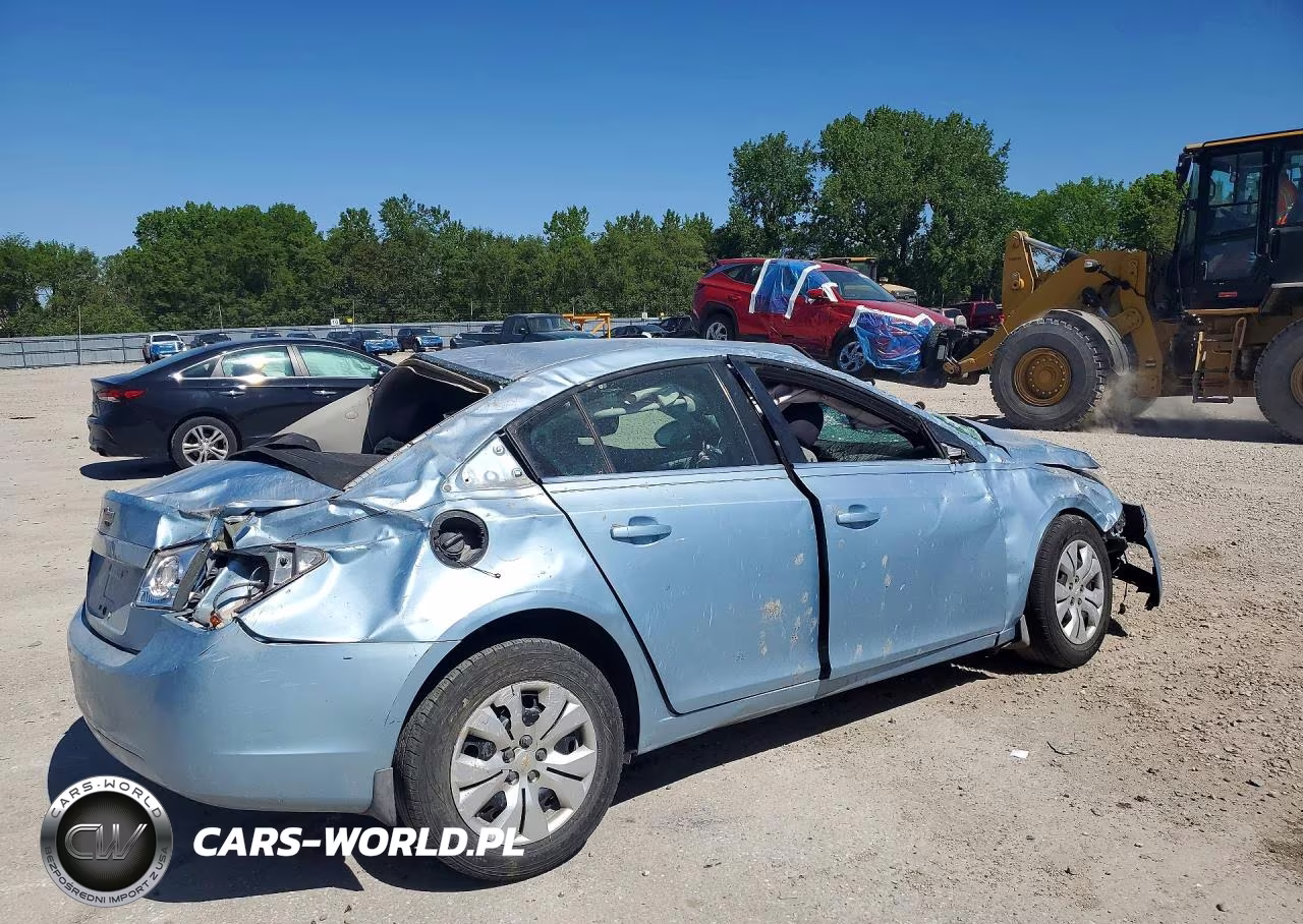 2012 Chevrolet Cruze Ls VIN:1G1PC5SH3C7338499 - 3