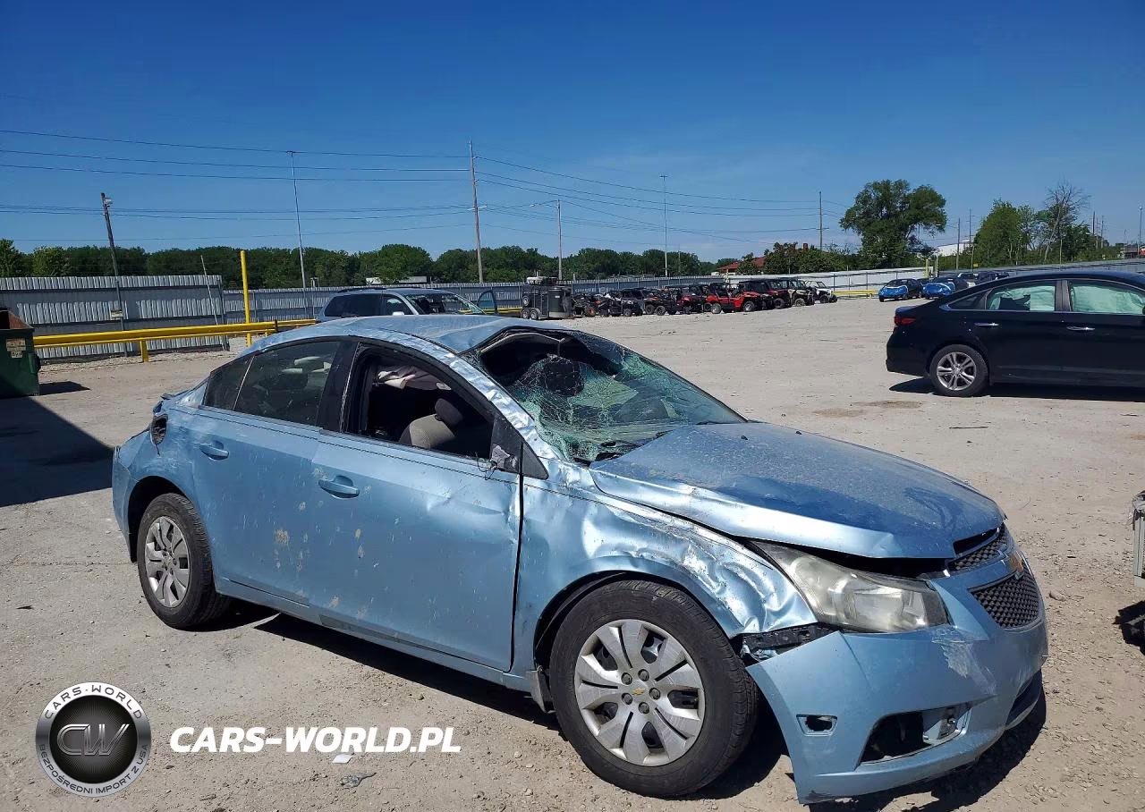 2012 Chevrolet Cruze Ls VIN:1G1PC5SH3C7338499 - 4