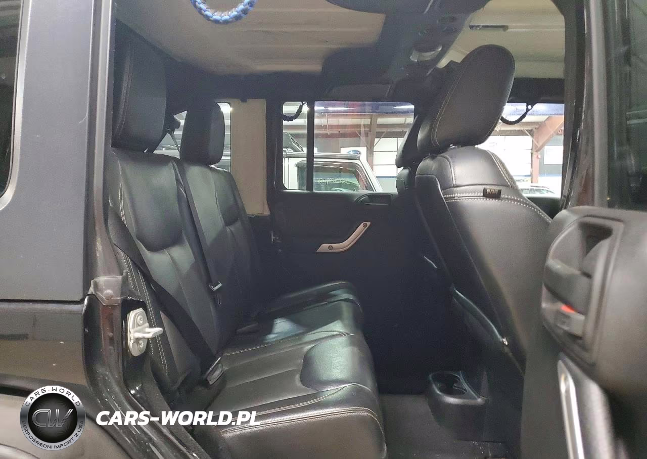 2016 Jeep Wrangler Unlimited Rubicon VIN:1C4HJWFG2GL109429 - 11