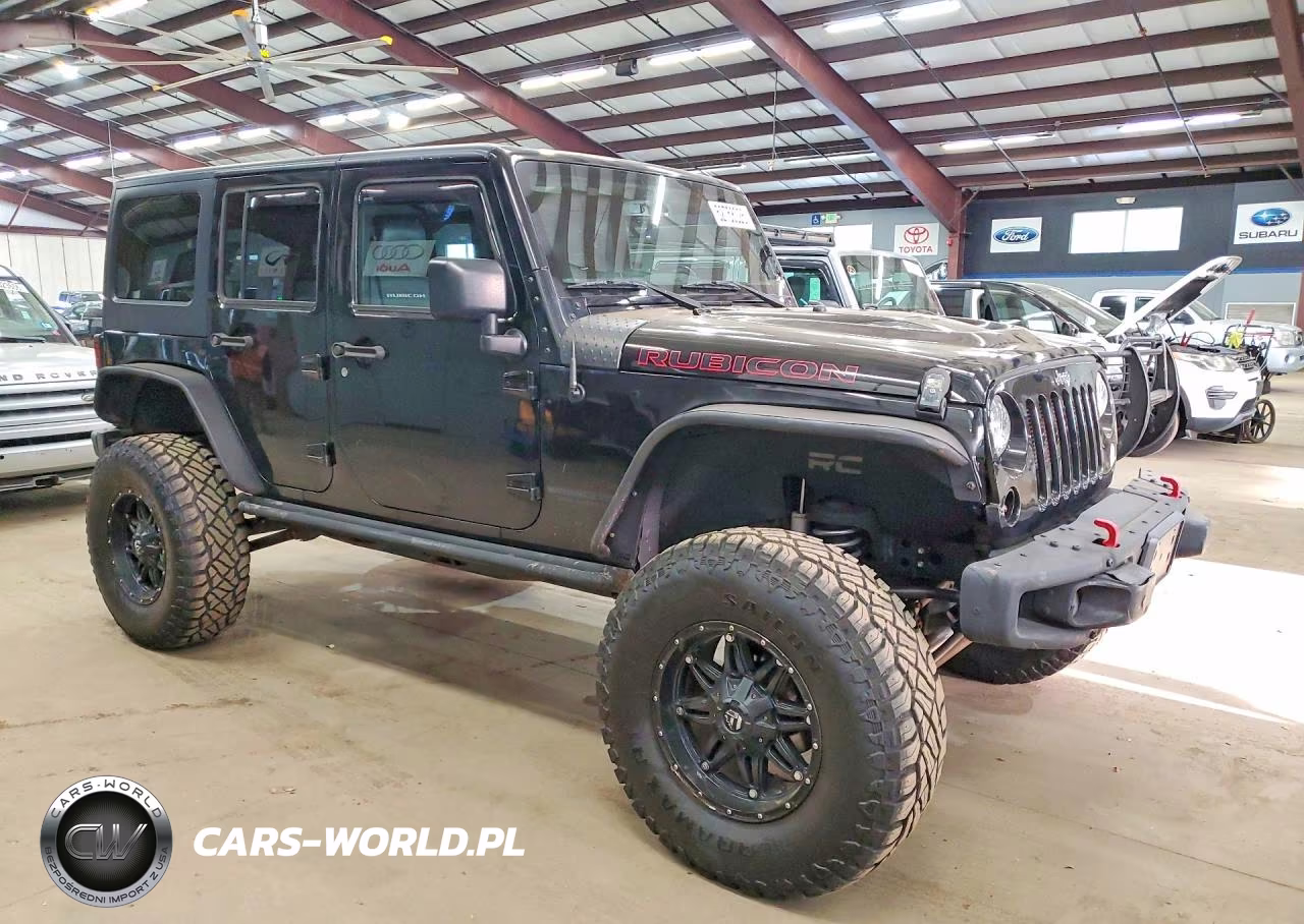 2016 Jeep Wrangler Unlimited Rubicon VIN:1C4HJWFG2GL109429 - 4