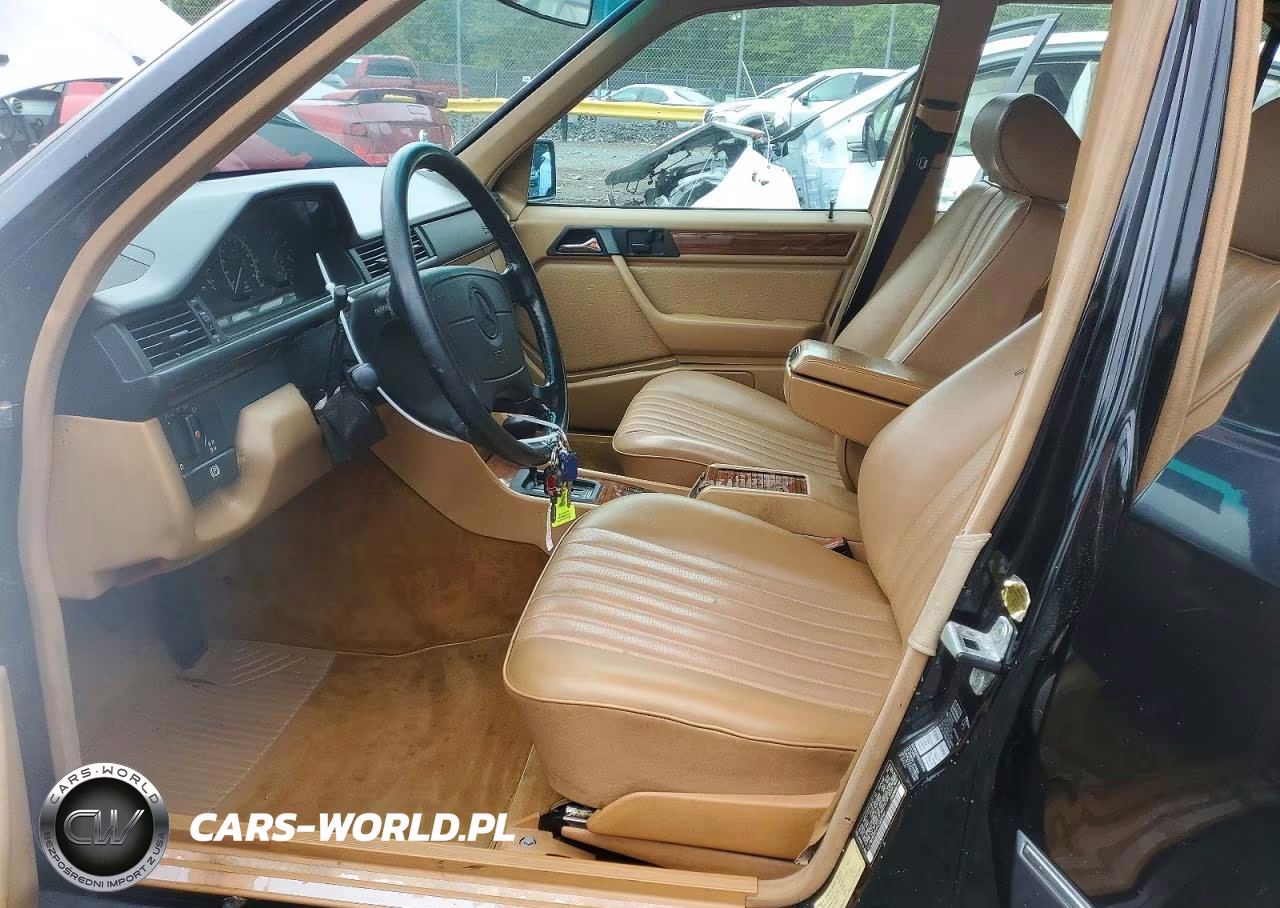 1993 Mercedes-Benz 300 D VIN:WDBEB28EXPC008349 - 7