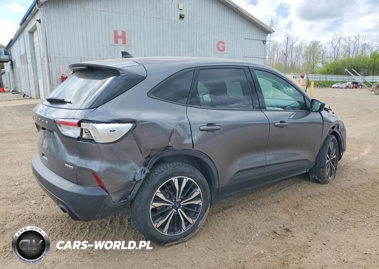 2021 Ford Escape Se VIN:1FMCU9G63MUA97558 - 3