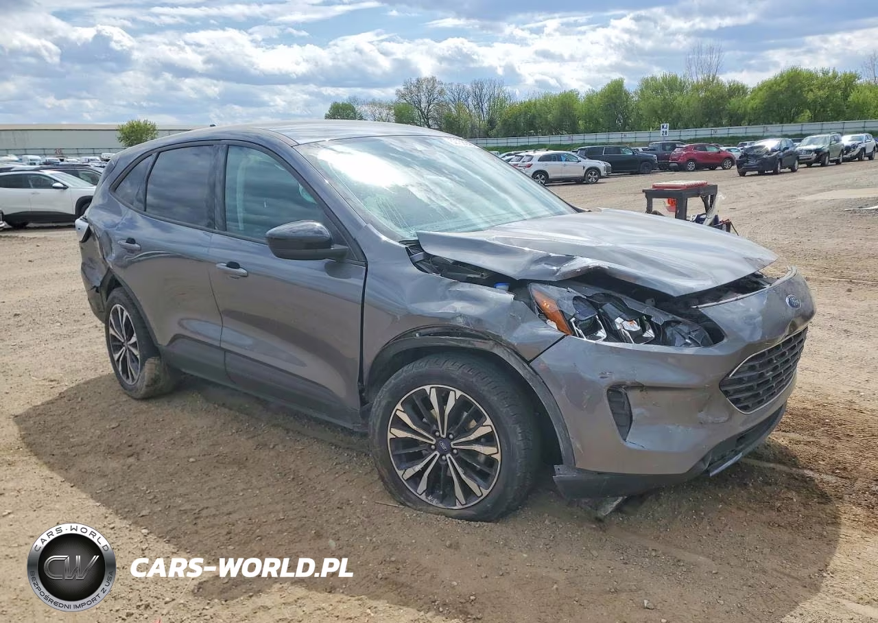 2021 Ford Escape Se VIN:1FMCU9G63MUA97558 - 4