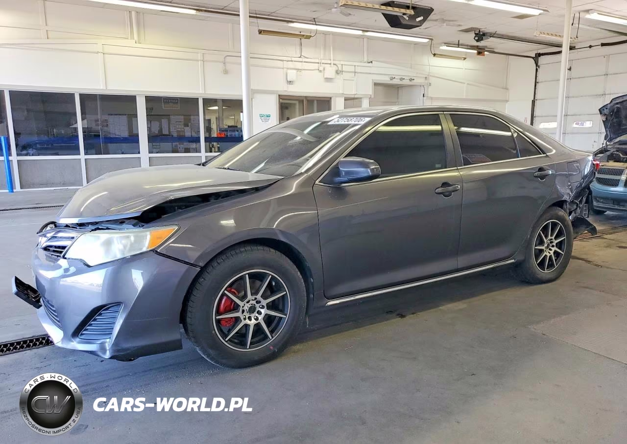 2013 Toyota Camry Le