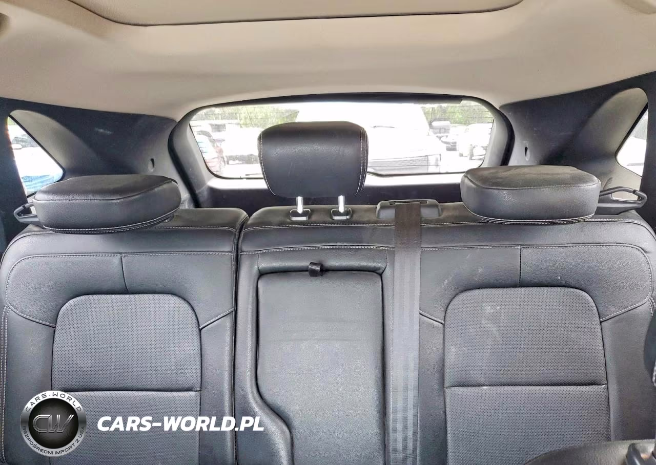 2020 Ford Escape Titanium VIN:1FMCU9J97LUB09504 - 10