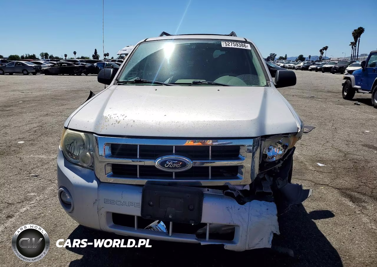 2008 Ford Escape Xlt VIN:1FMCU03ZX8KE69586 - 5