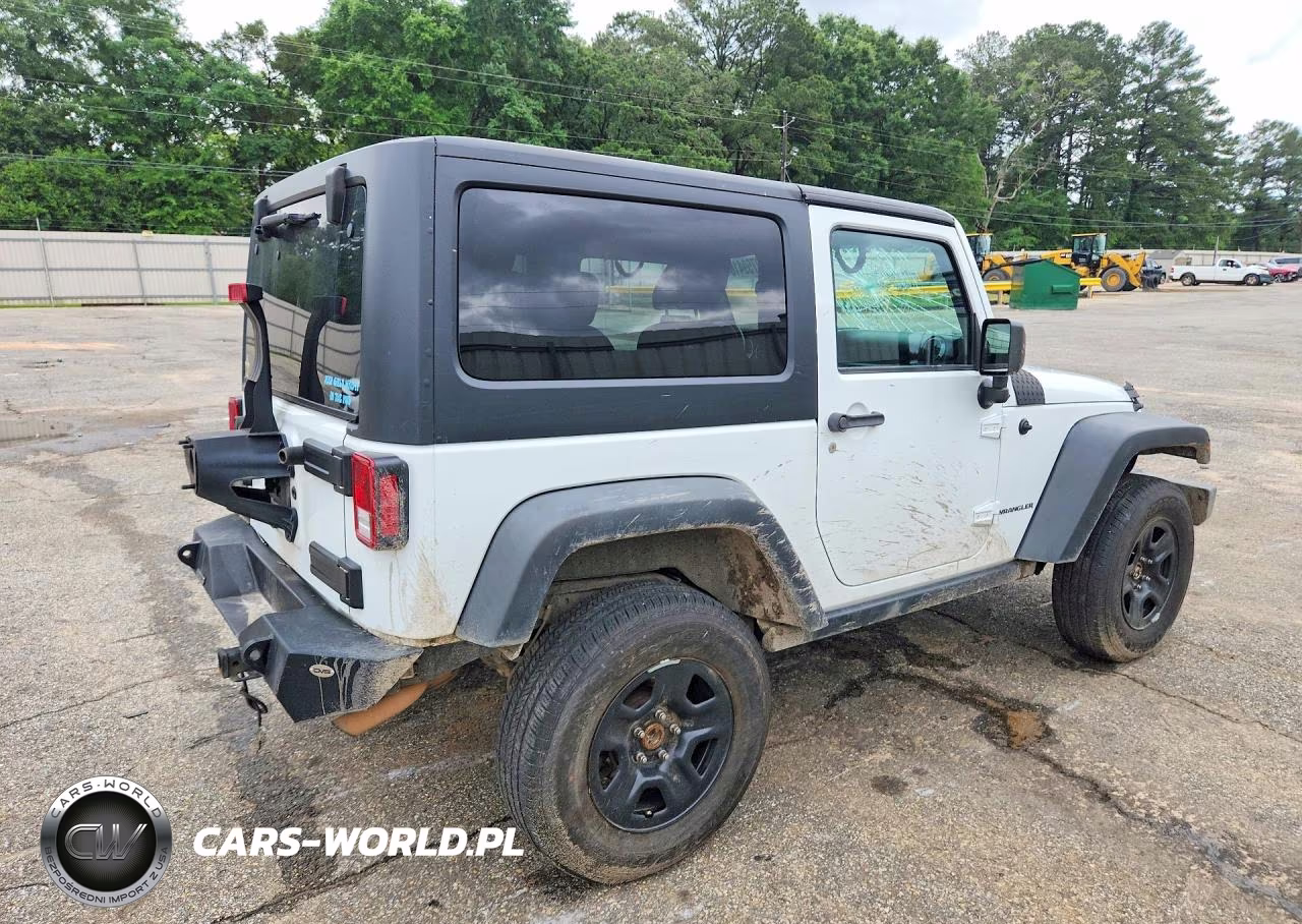 2016 Jeep Wrangler Sport VIN:1C4AJWAG8GL134313 - 3