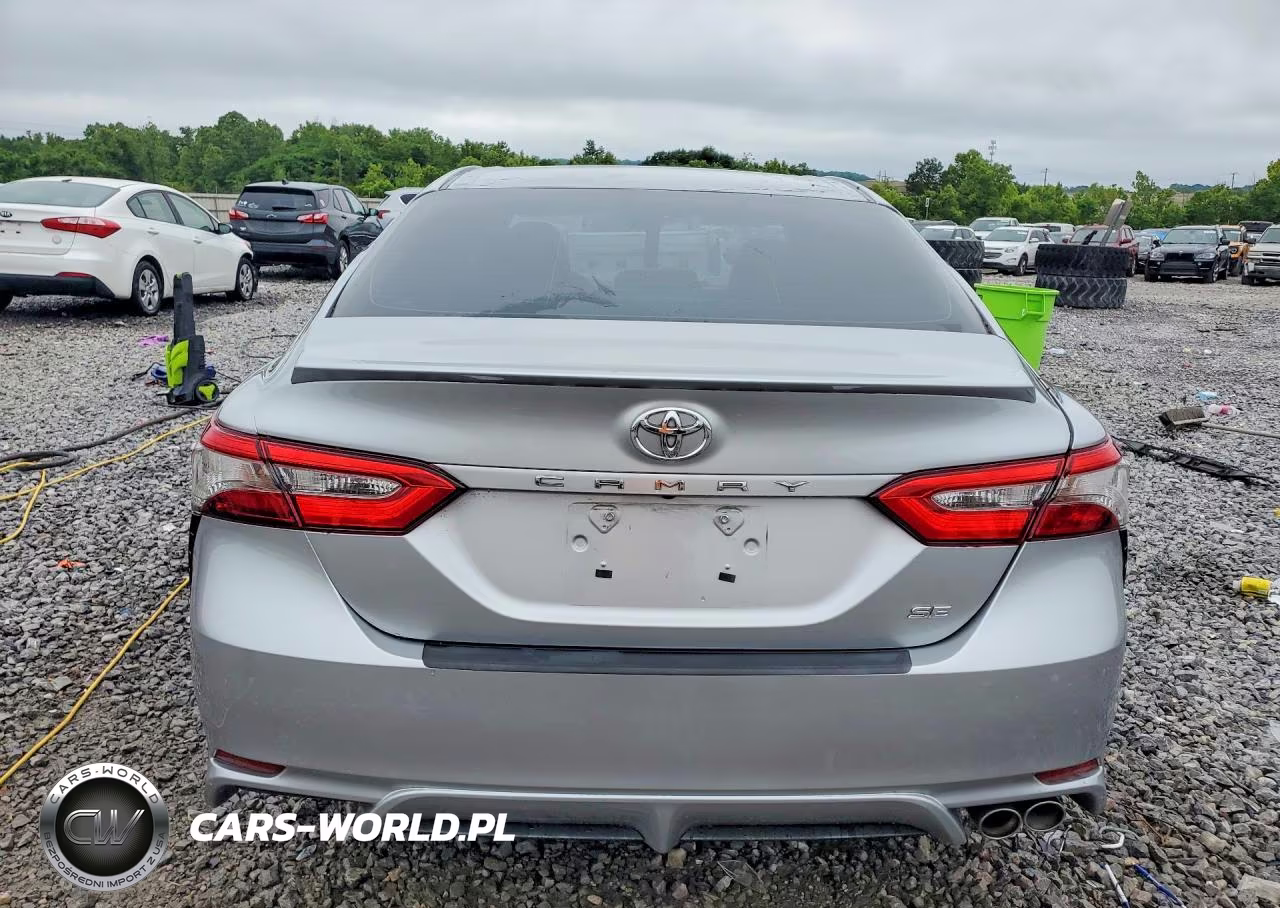 2018 Toyota Camry Se VIN:4T1B11HK6JU664648 - 6