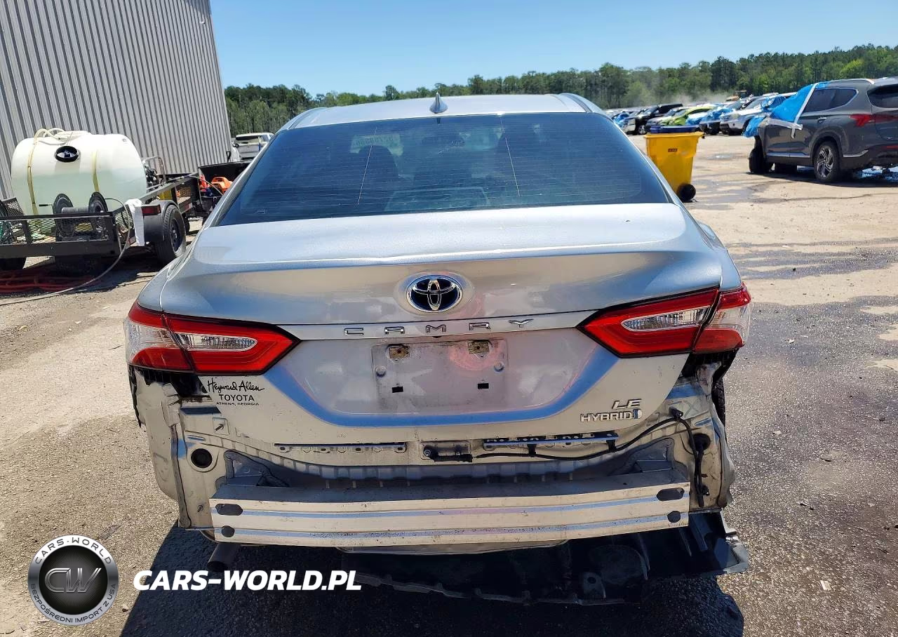 2020 Toyota Camry Le VIN:4T1C31AK5LU539457 - 6