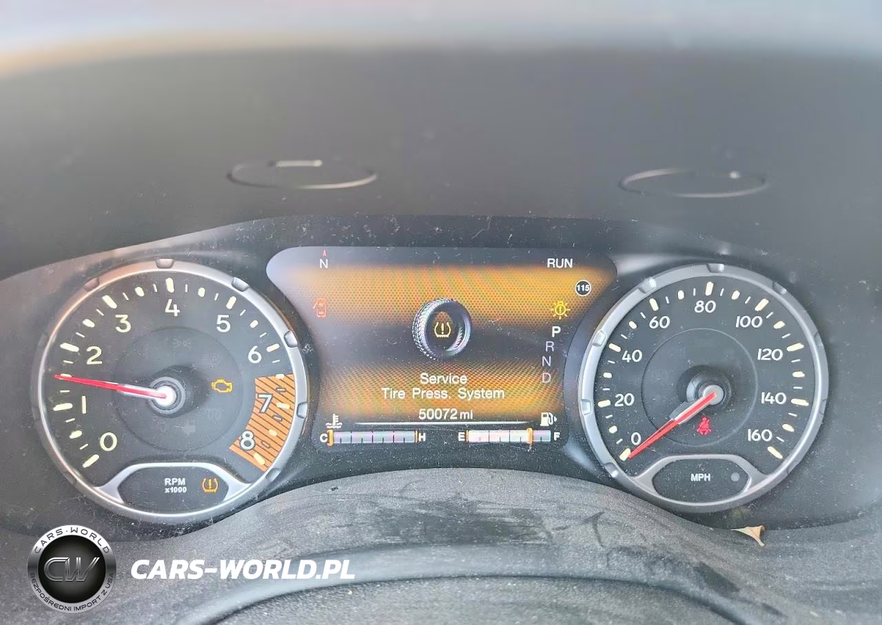 2021 Jeep Renegade Latitude VIN:ZACNJCBB9MPM81155 - 9