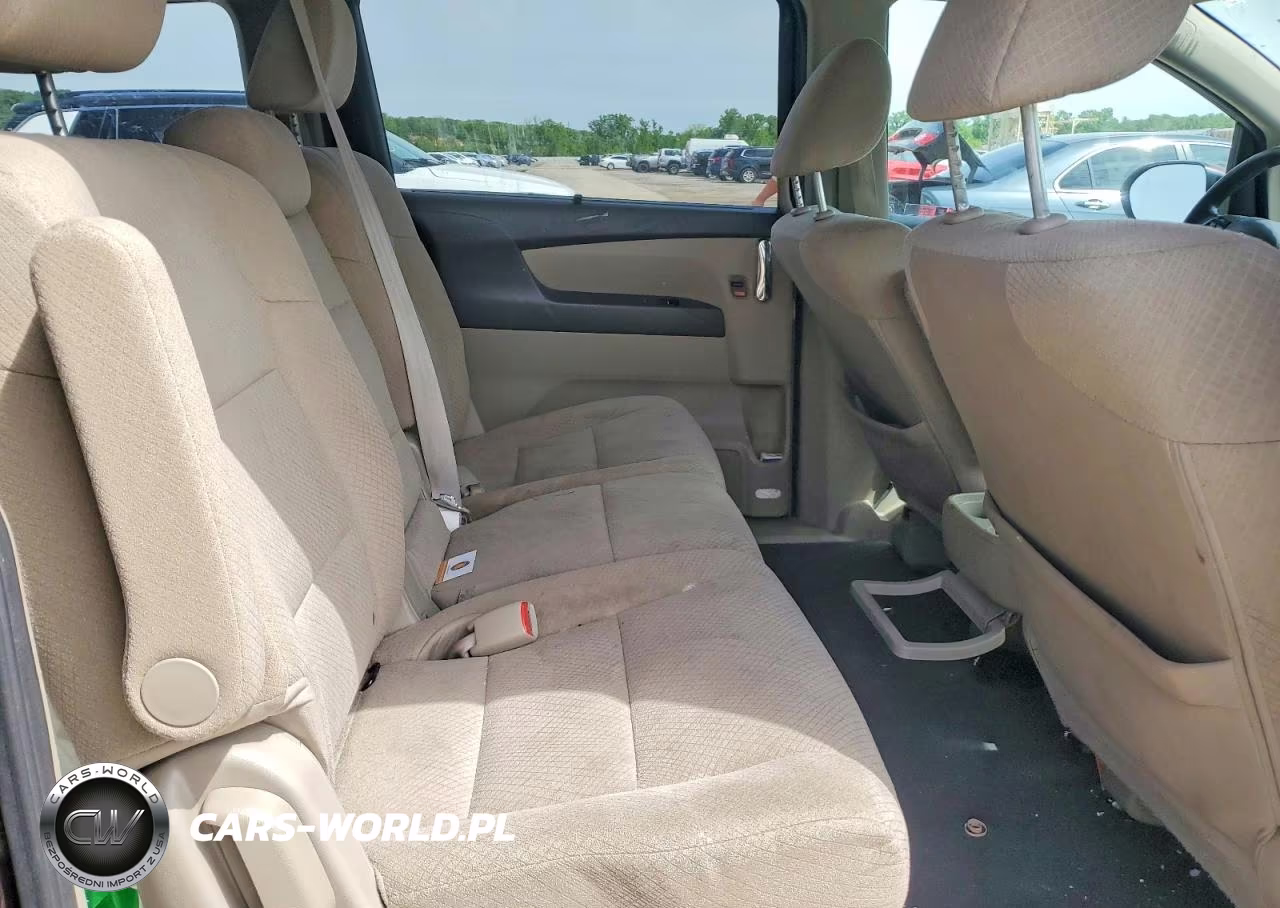2017 Honda Odyssey Se VIN:5FNRL5H35HB024964 - 11