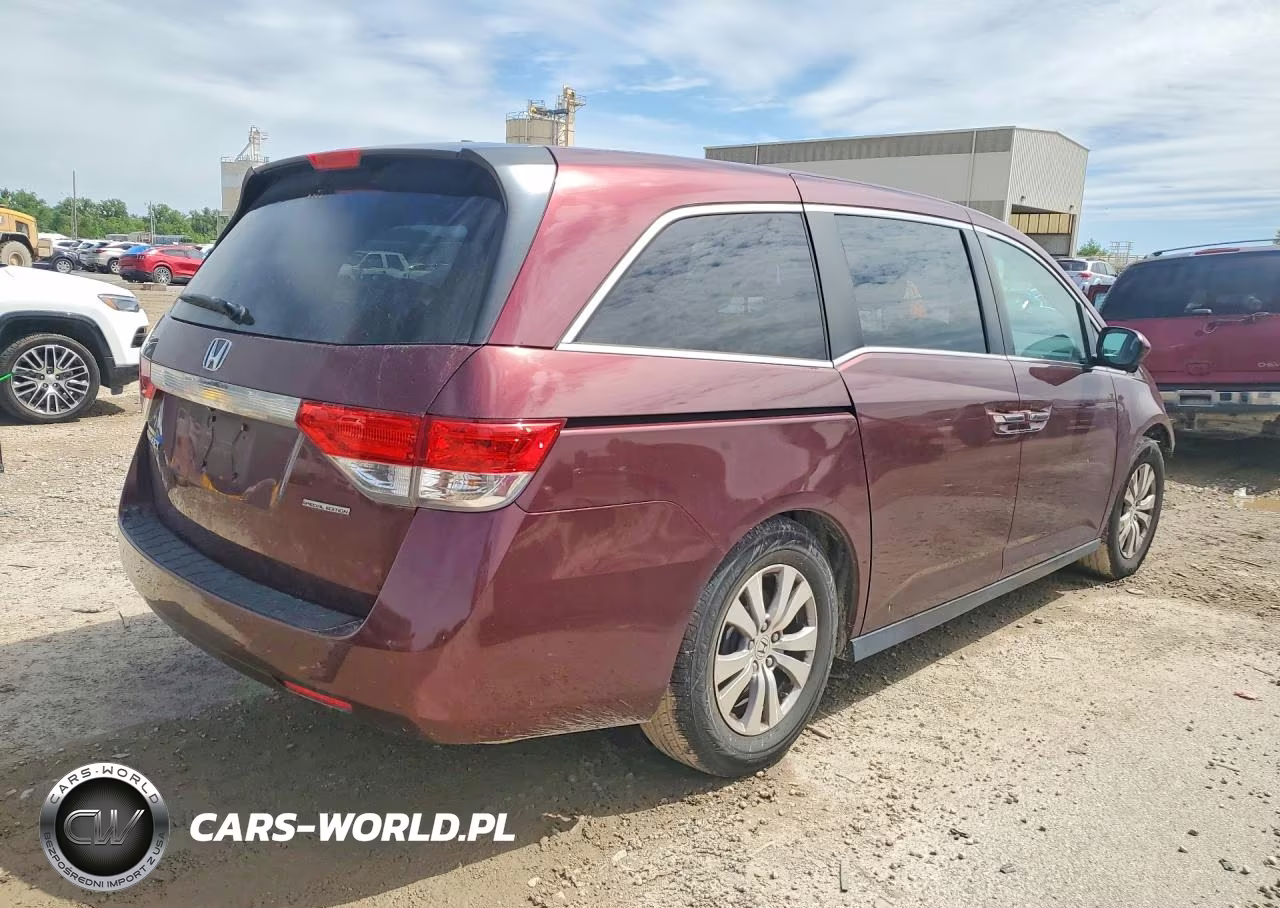 2017 Honda Odyssey Se VIN:5FNRL5H35HB024964 - 3