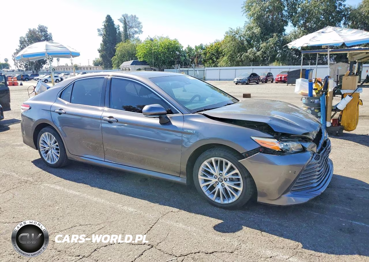 2018 Toyota Camry Hybrid Xle VIN:4T1B21HK3JU501727 - 4