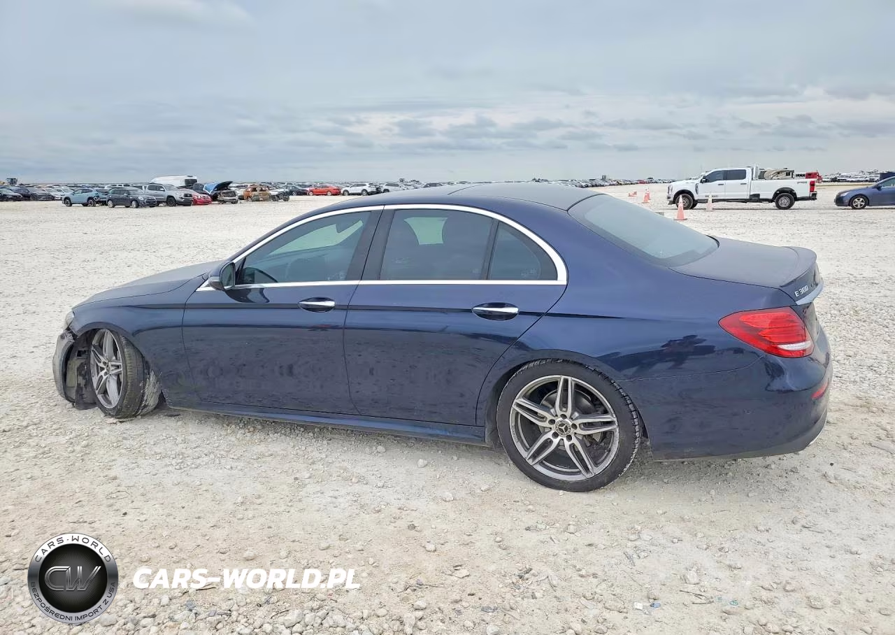 2018 Mercedes-Benz E 300 VIN:WDDZF4JB1JA392050 - 2