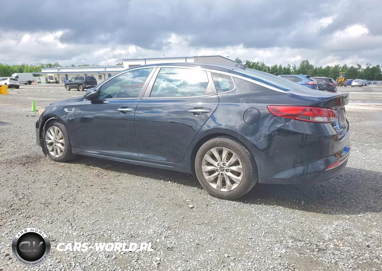 2018 Kia Optima S VIN:5XXGT4L35JG199386 - 2