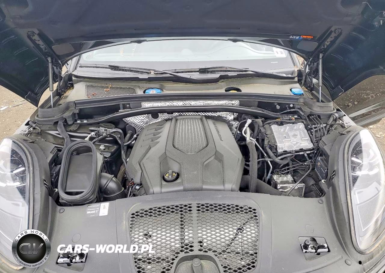 2026 Porsche Macan Base VIN:WP1AA2A55TLB00779 - 12