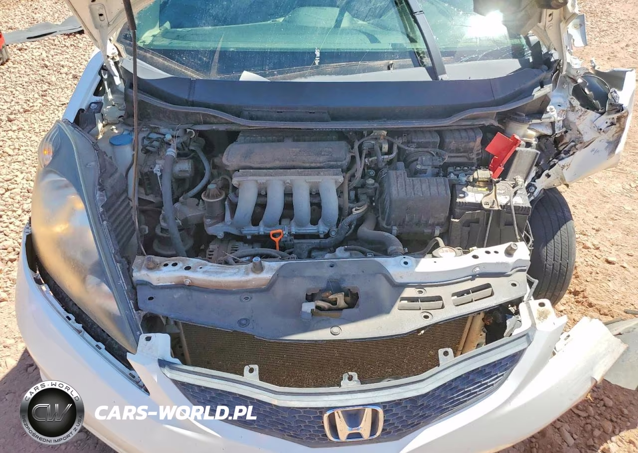 2013 Honda Fit VIN:JHMGE8G37DC014270 - 11
