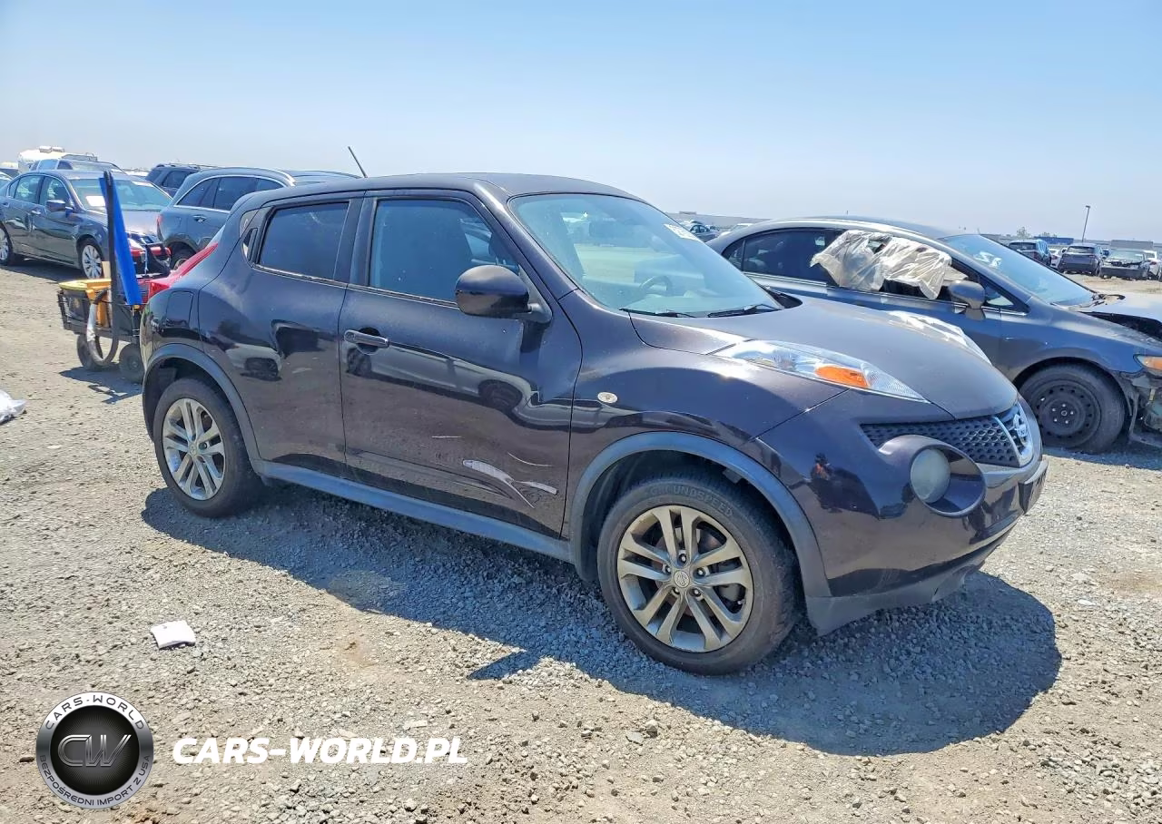 2014 Nissan Juke Sl VIN:JN8AF5MRXET359729 - 4