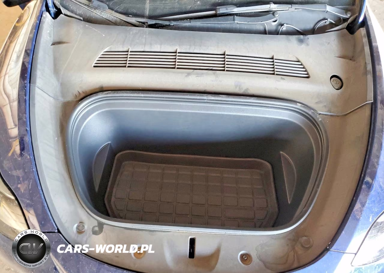 2023 Tesla Model Y VIN:7SAYGAEE0PF682627 - 12