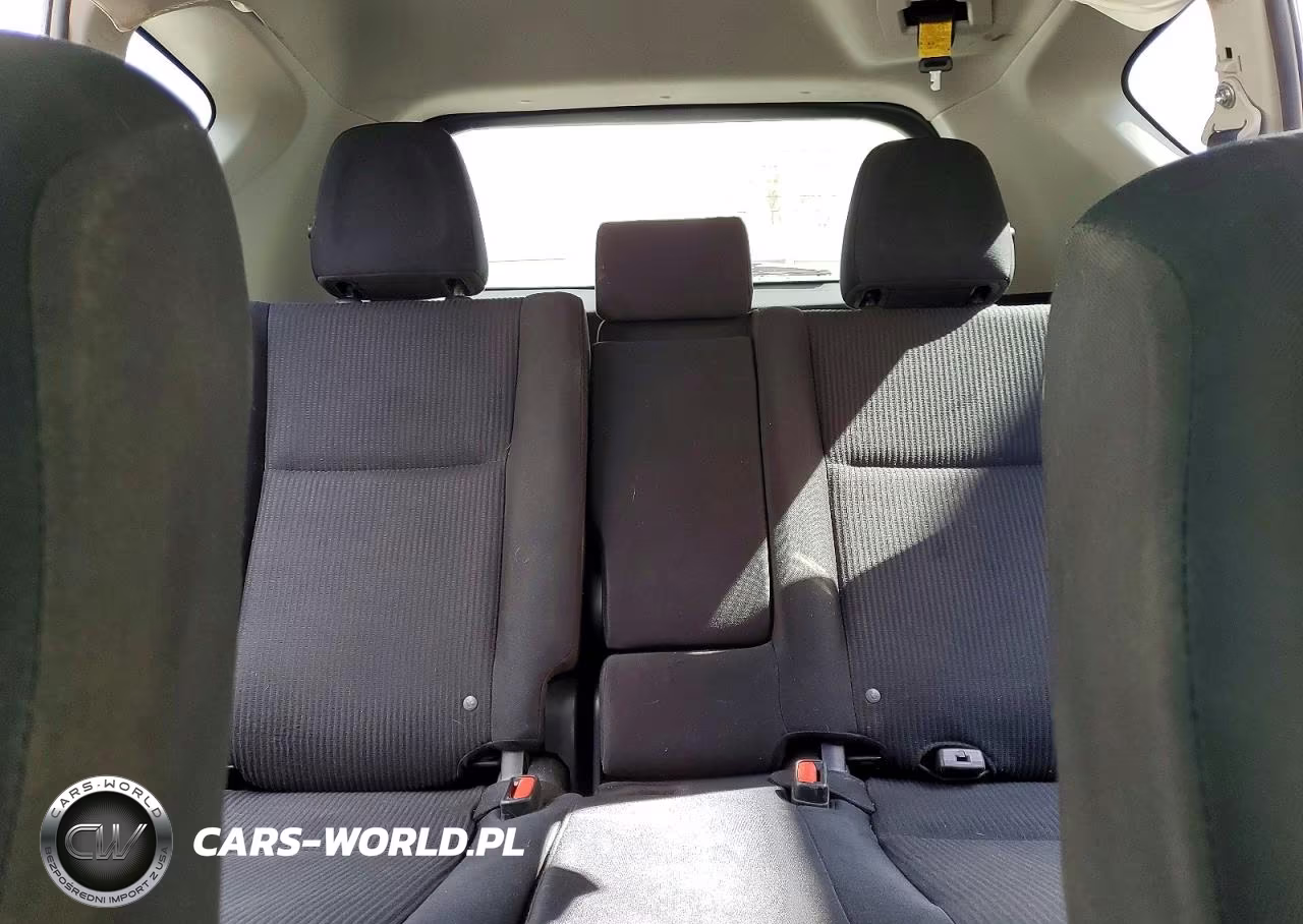2018 Toyota Rav4 Le VIN:JTMBFREV7JJ234499 - 10