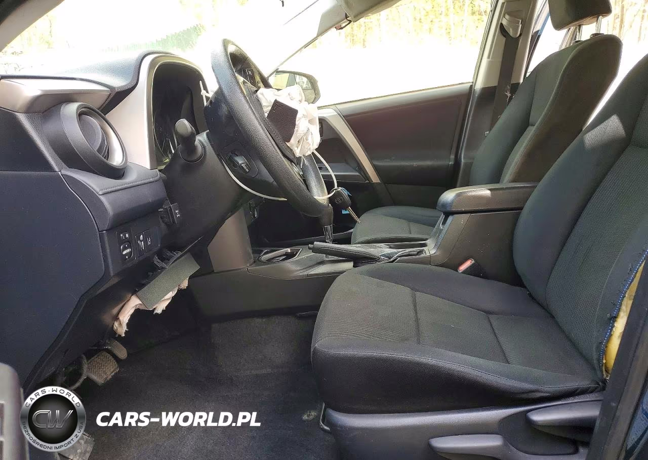 2018 Toyota Rav4 Le VIN:JTMBFREV7JJ234499 - 7