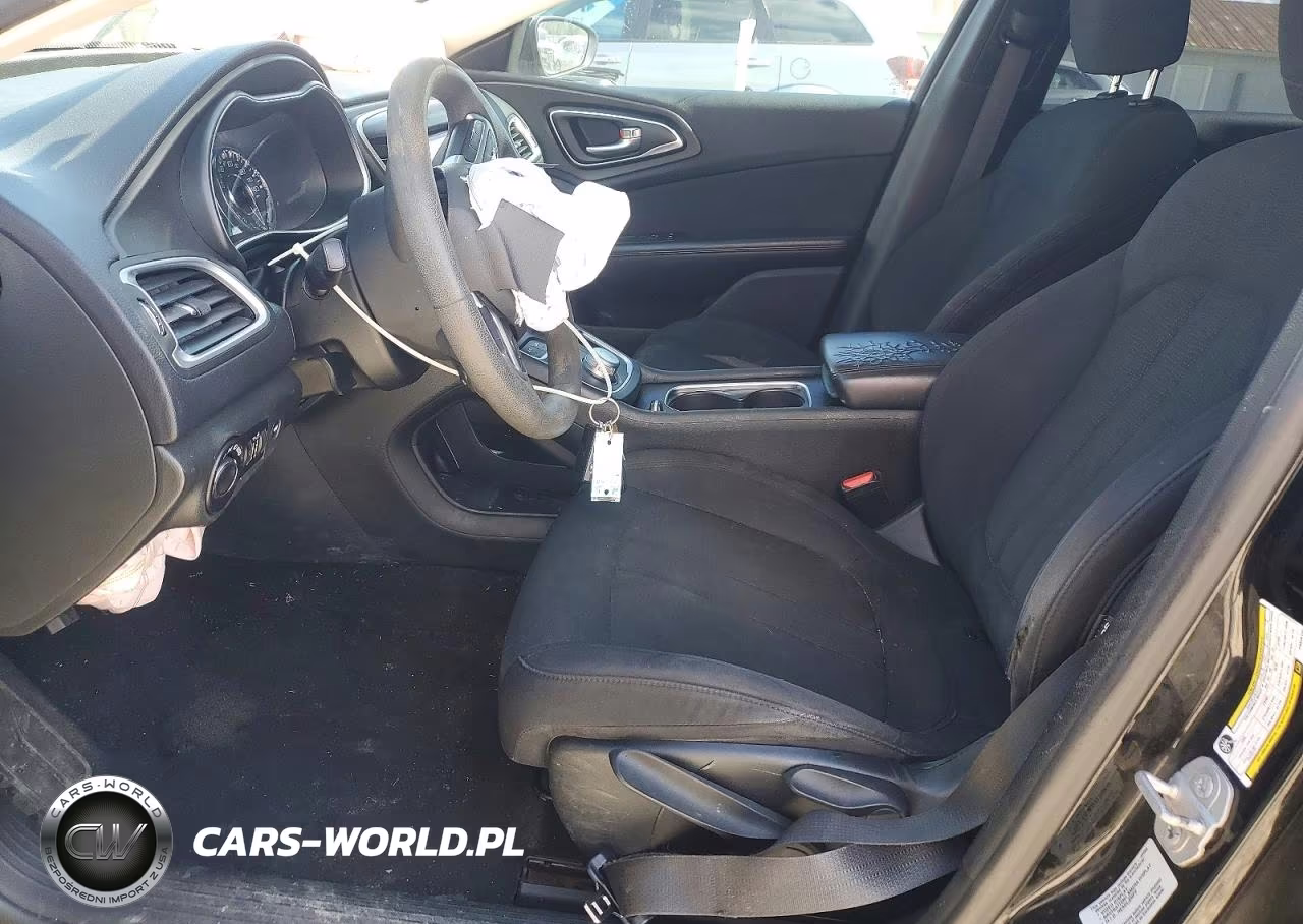 2015 Chrysler 200 Limited VIN:1C3CCCAB9FN626135 - 7
