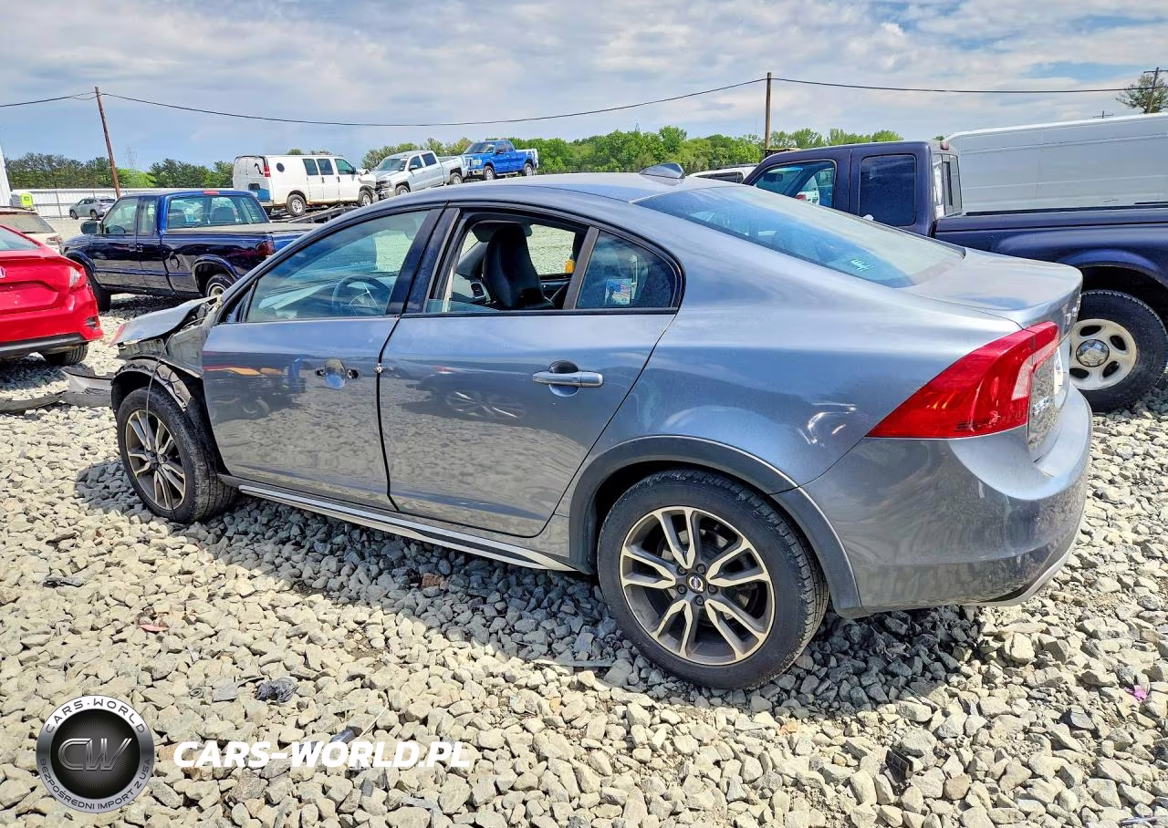 2017 Volvo S60 Cross Country T5 VIN:YV440MUM9H2004227 - 2