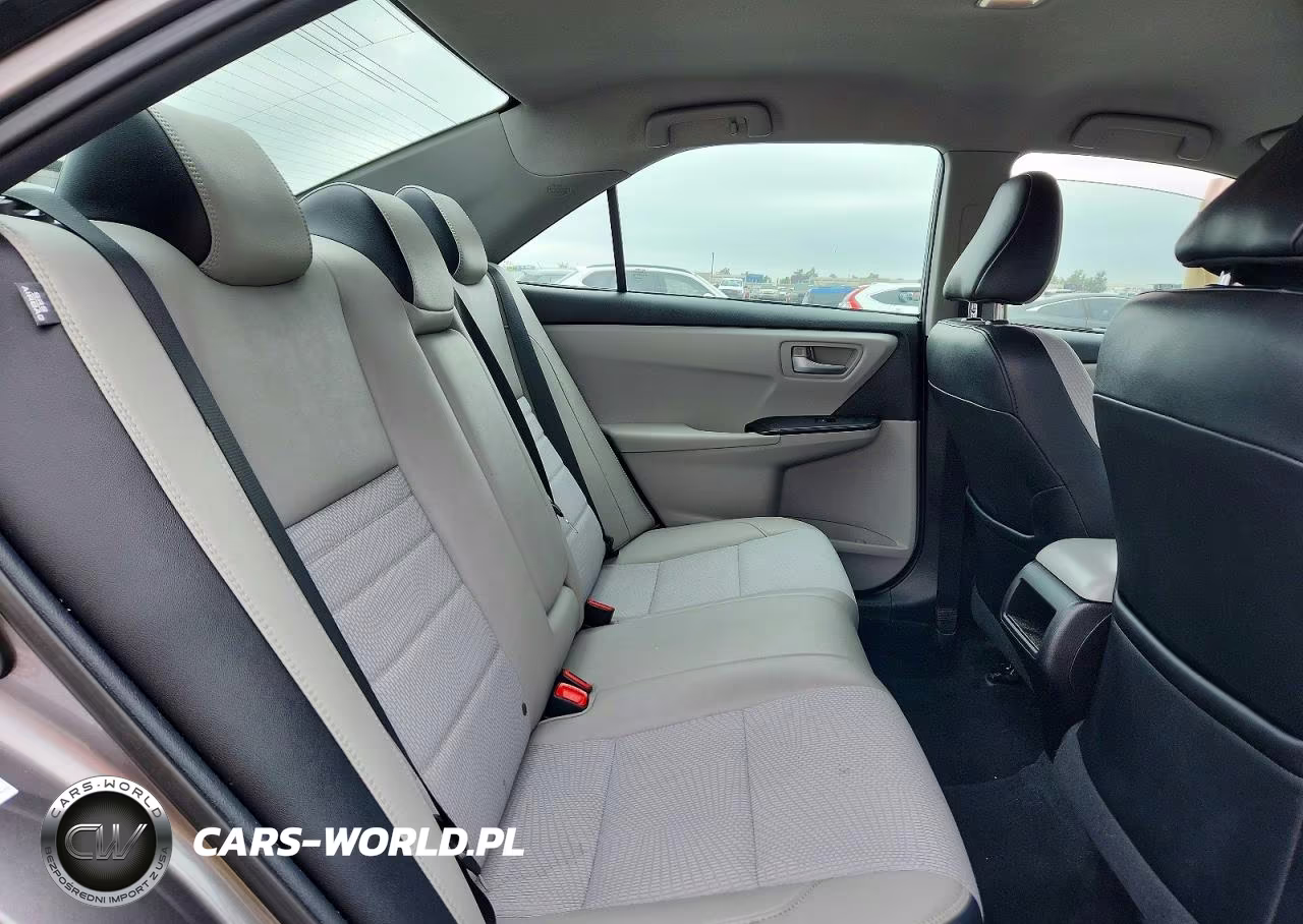 2017 Toyota Camry Se VIN:4T1BF1FKXHU757137 - 10