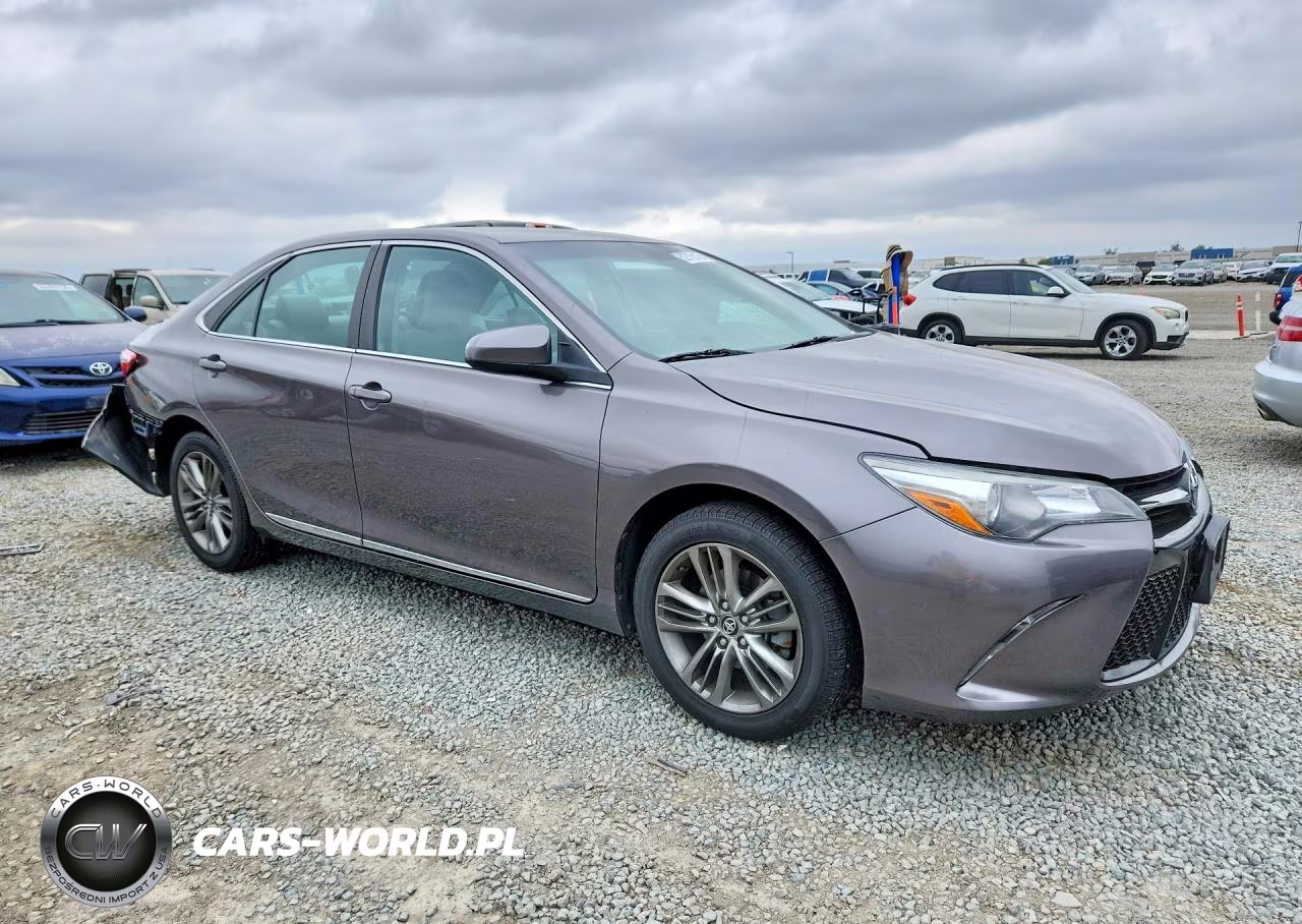 2017 Toyota Camry Se VIN:4T1BF1FKXHU757137 - 4