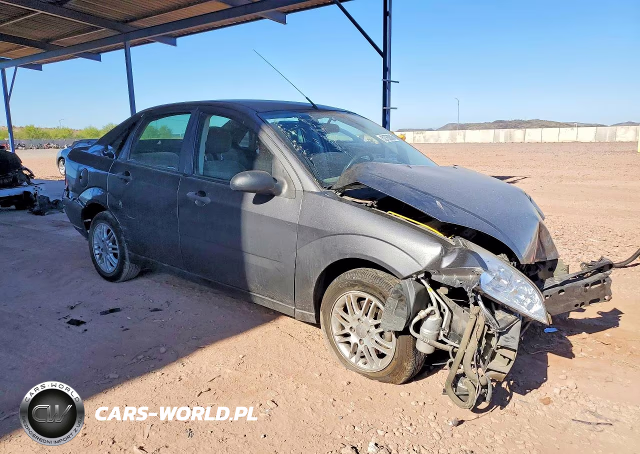 2007 Ford Focus Zx4 VIN:1FAHP34NX7W134484 - 4