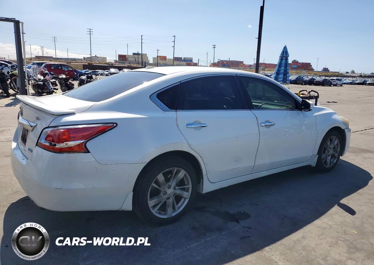 2013 Nissan Altima 2.5 VIN:1N4AL3AP8DN526268 - 3
