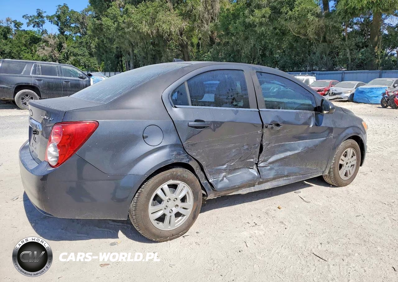 2013 Chevrolet Sonic Lt VIN:1G1JC5SH4D4160241 - 3