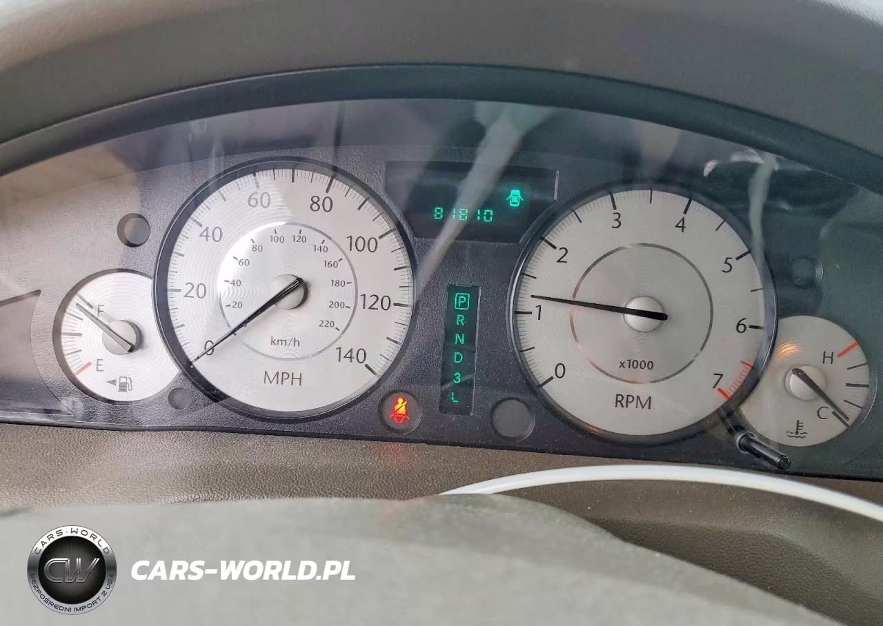 2009 Chrysler 300 Touring VIN:2C3LA53V49H534548 - 9