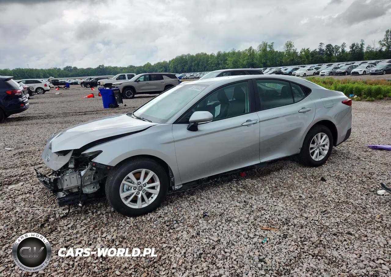 2026 Toyota Camry Le – zdjęcie 1 z 12