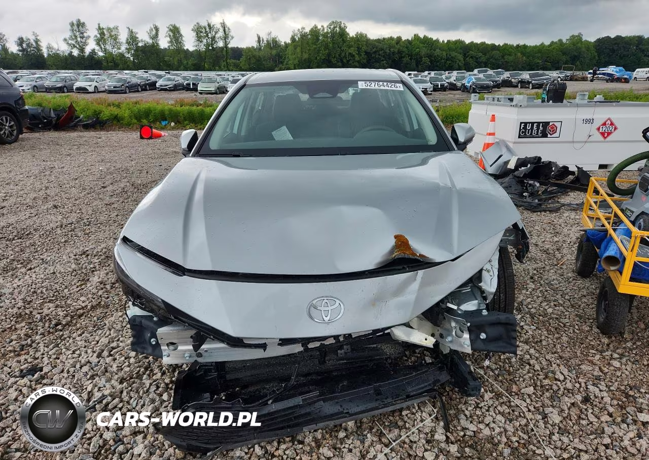 2026 Toyota Camry Le VIN:4T1DAACK5TU221538 - 5